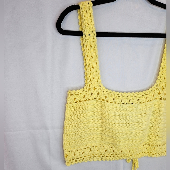 Cotton Emporium Womens Yellow Knit Cropped Top Sz XL Lace up Front Boho Beachy - Picture 9 of 10